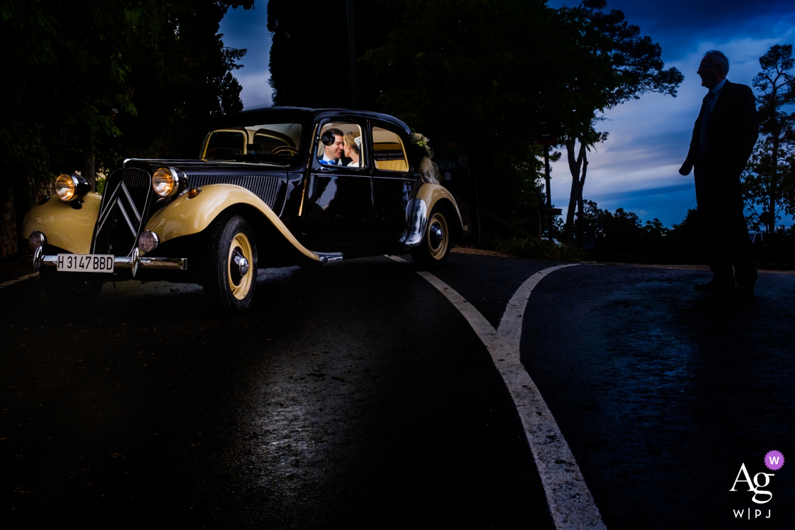 Photo de: <a href="https://www.wpja.com/photos/artistic-wedding-photographers-portrait/2334556"> Toni Miranda - Alcoy Alicante Toni Miranda est un photographe de mariage artistique pour Alicante