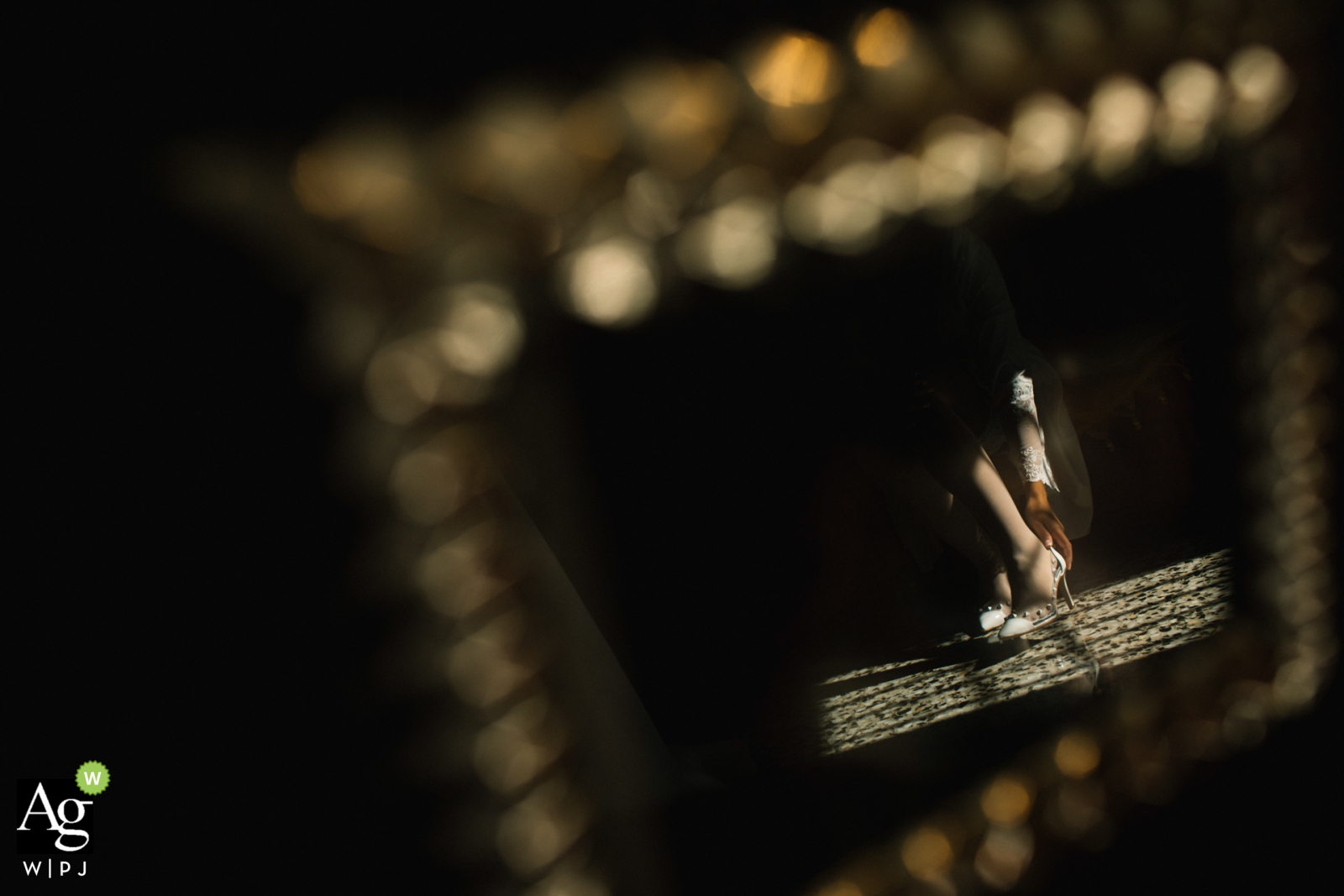 Photo by: <a href="https://www.wpja.com/photos/artistic-wedding-photographers/2505996">Antonio Calatayud - La Eliana Valencia Antonio Calatayud is an artistic wedding photographer for Valencia