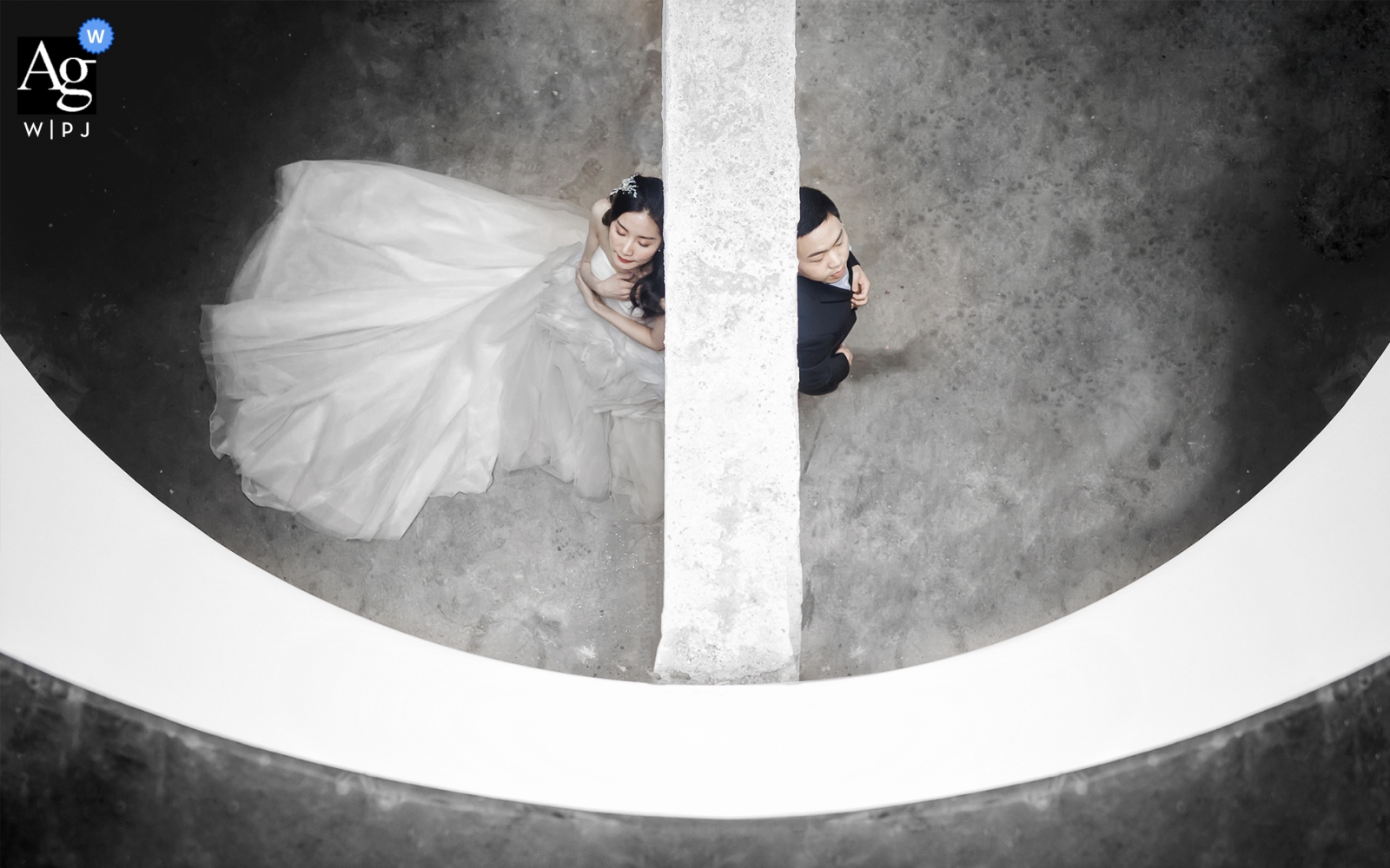 The bride and groom were filled with anticipation as they prepared to have their first look from an overhead angle on their wedding day