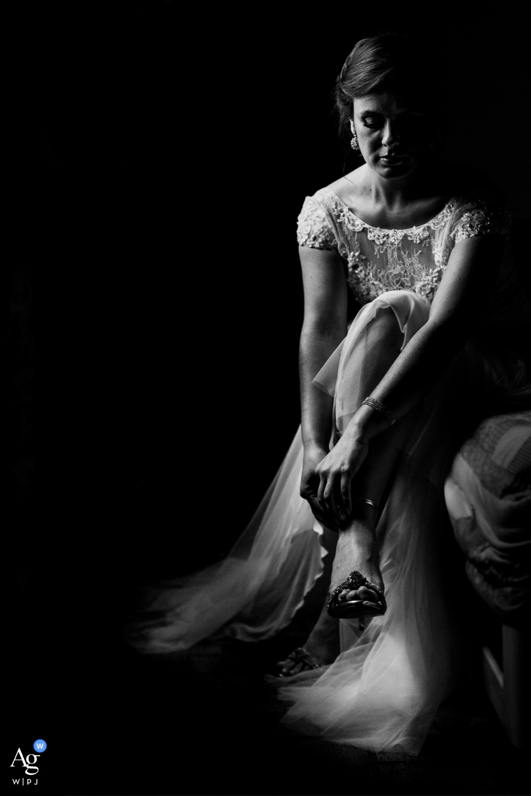 Photo by: <a href="https://www.wpja.com/photos/artistic-wedding-photographers/2528351">Renan Radici - Porto Alegre Rio Grande do Sul Renan Radici is an artistic wedding photographer for Rio Grande do Sul