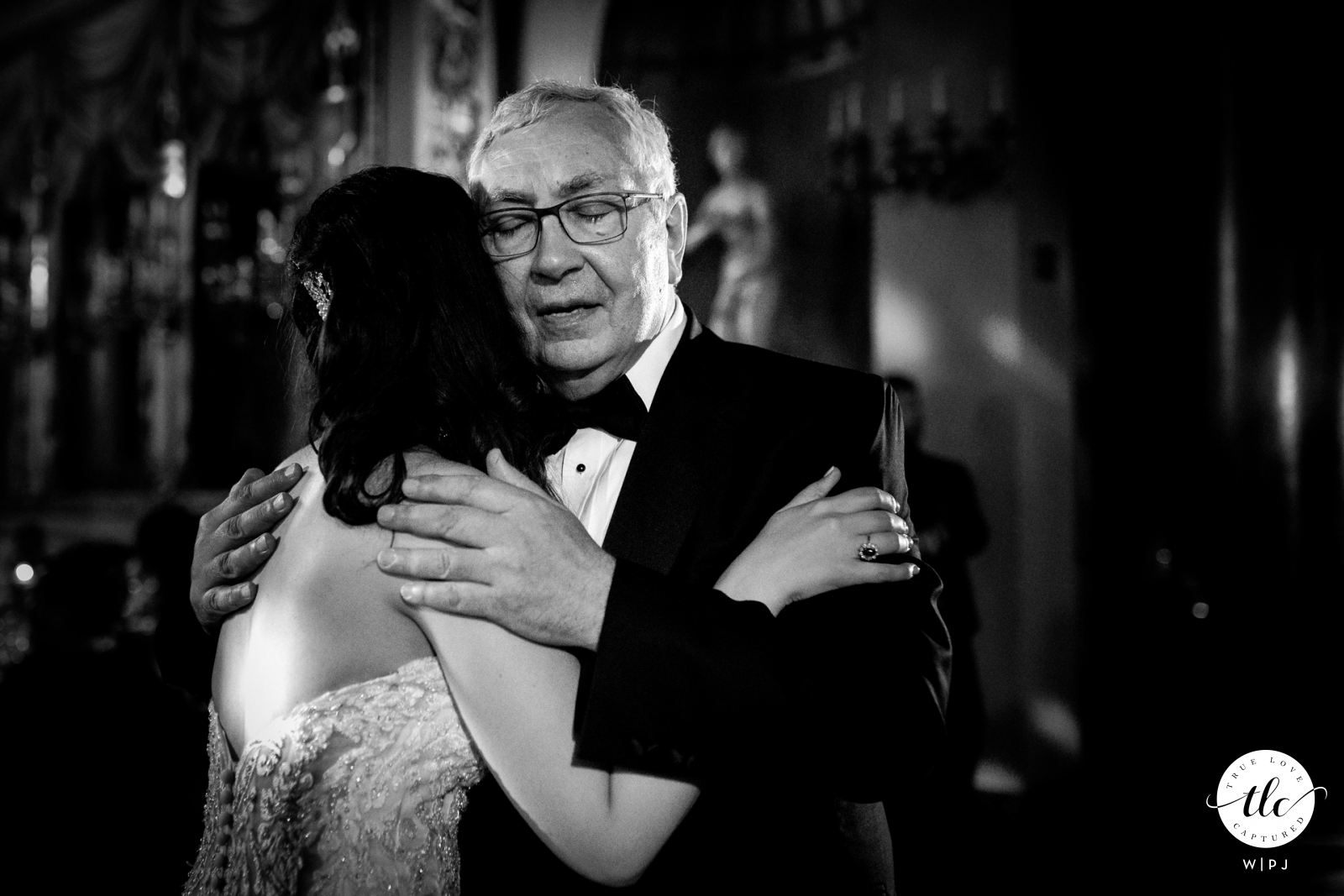 Palazzo Borghese, foto del momento del matrimonio a Firenze dall'Italia che mostra la danza della sposa con suo padre