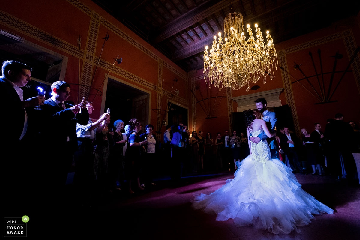 Foto door: <a href="https://www.wpja.com/photos/top-honor-award-documentary-wedding-photographer/2165176"> Simone Bacci - Italy Wedding Photographer </a> Simone Bacci is een prijswinnende trouwfotograaf van de WPJA
