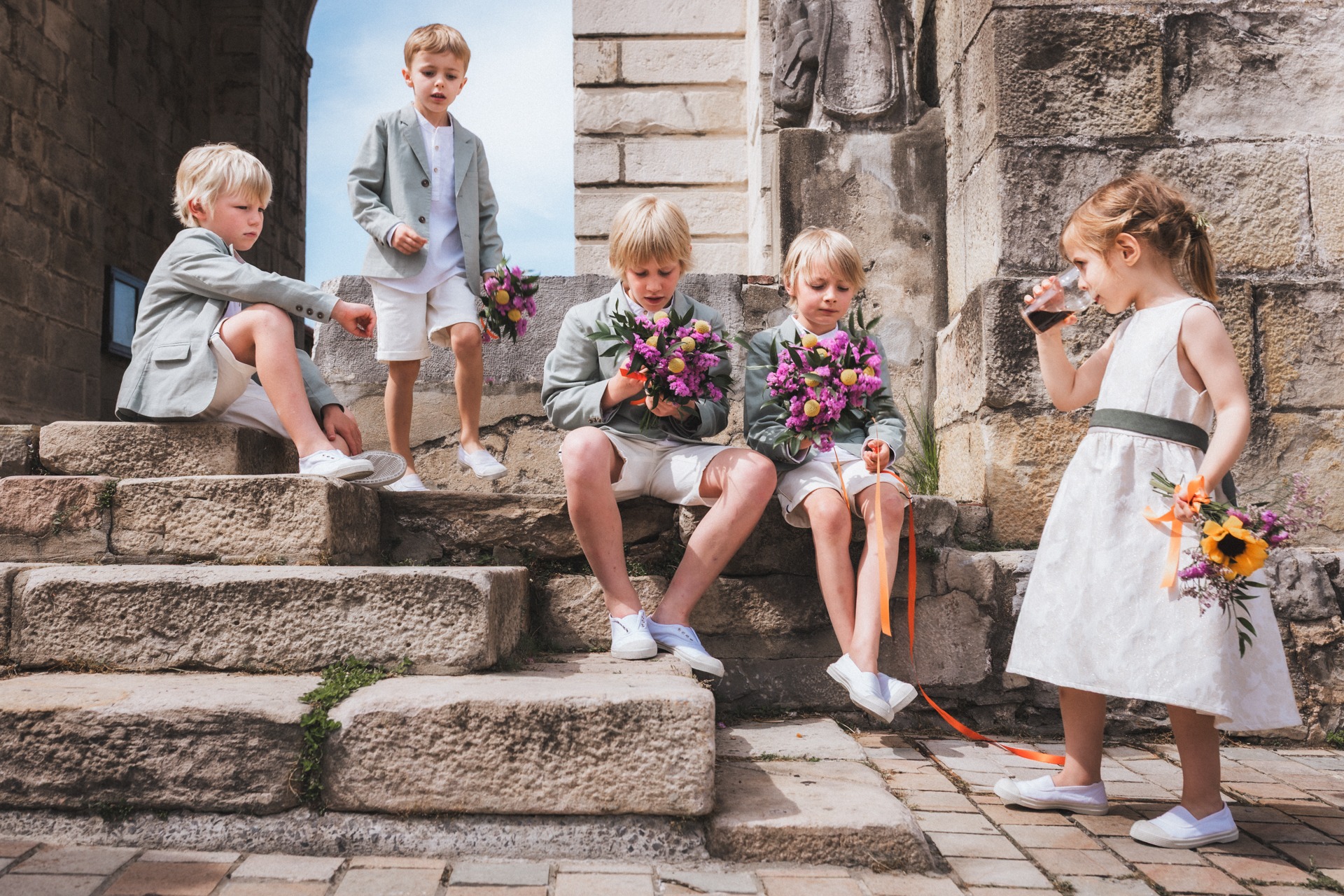 Lisa Baquerin, of Landes (40) , is a wedding photographer for 