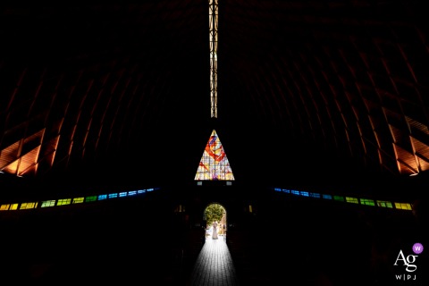 Eglise de Viroflay, France wedding photograph | Bride entering the church