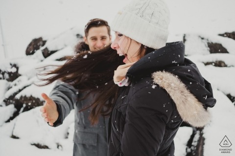District of Columbia winter engagement Photo shoot | DC portraits of couples in the snow