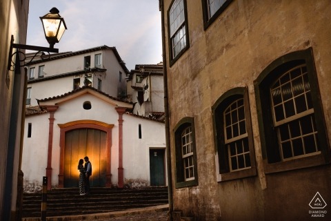 Engagement shoot in the village of Ouro Preto, MG