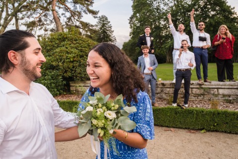 Hong Phuc Bui, of Cotes-d'Armor (22) , is a wedding photographer for 