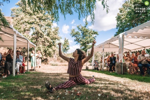 At Château de Miremont in France, guests are astonished as one attendee delivers an impressive performance, turning heads and sparking amazement during the celebration.