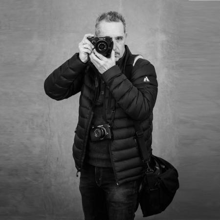Portrait of Eugene wedding photographer Cliff Etzel of Oregon Eugene wedding photography by Cliff Etzel of Oregon