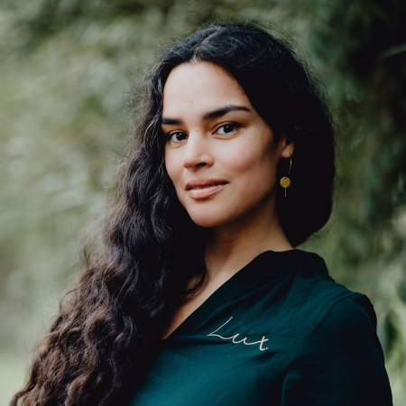 Lifestyle portrait of East Flanders wedding photographer Carolina Mosquera of Belgium East Flanders wedding and elopement photography by Carolina Mosquera of Belgium