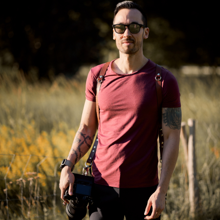 Outdoor lifestyle portrait of Seine-et-Marne wedding photographer Michael Vinitzki of the France WPJA Seine-et-Marne wedding photography by Michael Vinitzki of Île-de-France /