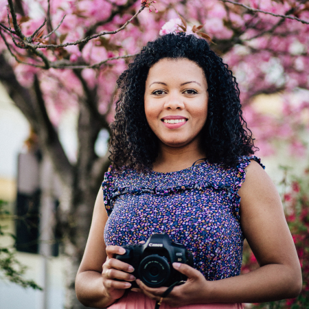 Lifestyle portret van de Duitse trouwfotograaf Tatiane Borges-Schindler uit Beieren Huwelijksfotografie in Duitsland door Tatiane Borges-Schindler uit Beieren
