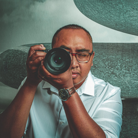 Portrait of Hoofddorp wedding photographer Gary Jahman of Noord Holland Hoofddorp wedding photography by Gary Jahman of Noord Holland, Netherlands