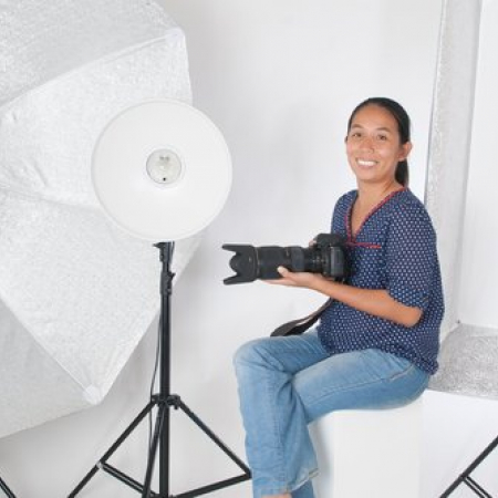 Studio portrait of Greater Sudbury wedding photographer Phamai Techaphan of Ontario, Canada Greater Sudbury wedding photography by Phamai Techaphan of Ontario, Canada