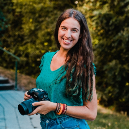 Lifestyle portrait of Montreux documentary wedding photographer Jennifer Voisin of Vaud, CH Montreux wedding photography by Jennifer Voisin of Vaud, Switzerland
