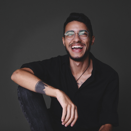 Portrait en studio du photographe de mariage brésilien et de Rio de Janeiro, Lucas Coutinho Photographie de mariage au Brésil et à Rio de Janeiro par Lucas Coutinho