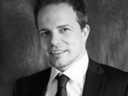 UK wedding photographer Dylan McBurney is an award-winning wedding reportage photographer covering Ireland from Carrickfergus