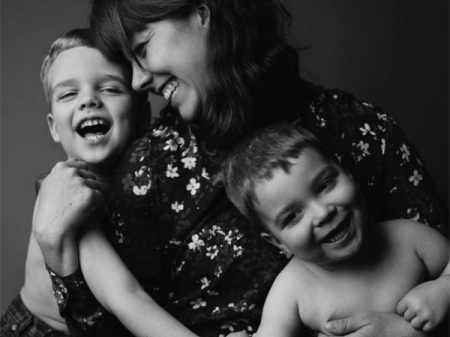 Justine Boulin est une photographe de mariage au service de clients en Colombie-Britannique.