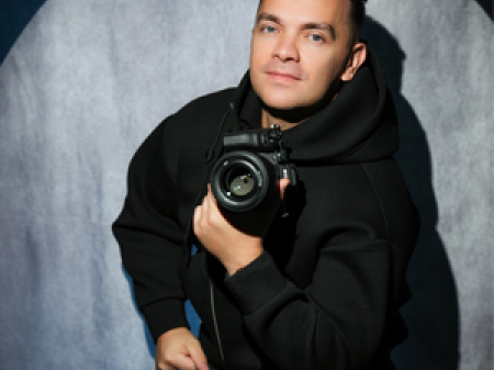Portrait of WPJA Member Stanislav Khara – Pro Wedding Photographer in Irvine, Orange County, California