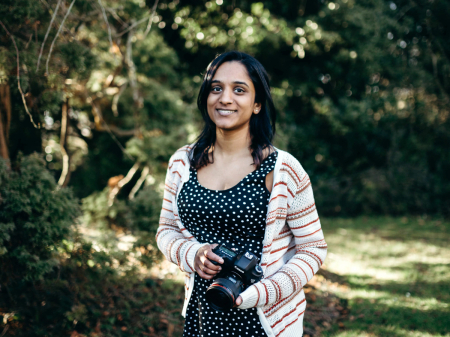 Portrait de Sheetal Varsani - Photographe de mariage au Pays de Galles Photographe de mariage à Cardiff Sheetal Varsani, Glamorganshire, Wales, UK