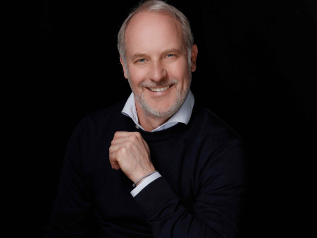 Portrait of Tobias Schnurr, photographer in Frankfurt, Hesse, Germany