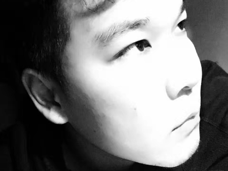 Studio portrait of Xie Tian, a Henan CN Wedding Photographer