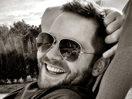 Photographe de mariage britannique, Allister Freeman travaille en Angleterre et dans le Wiltshire.