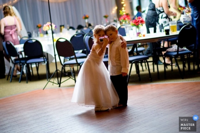 Photo by: <a href="https://www.wpja.com/contests/2008-q4/kids-being-kids/76911">David Jackson - United States</a> Wedding Photographer David Jackson of Wisconsin, United States