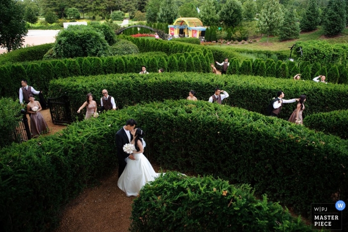 Photo by: <a href="https://www.wpja.com/contests/2009-q3/creative-portrait/256701">Kenny Nakai - United States</a> Wedding Photographer Kenny Nakai of Illinois, United States