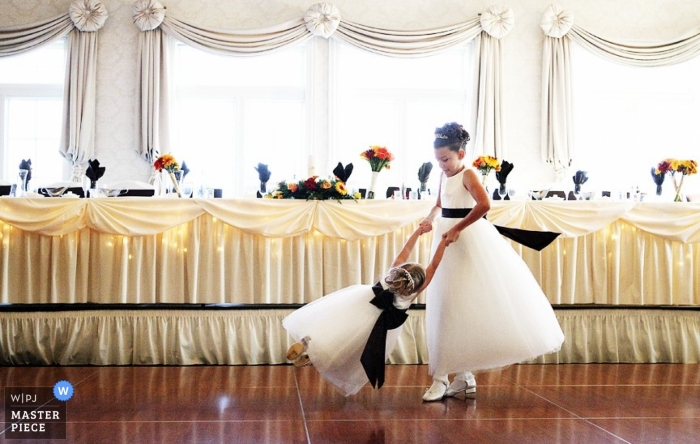 Photo de: <a href="https://www.wpja.com/contests/2009-q4/dancing/282306"> Allison Williams - États-Unis </a> Photographe de mariage Allison Williams d'Illinois, États-Unis
