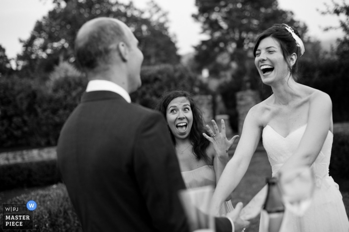 Foto di: <a href="https://www.wpja.com/contests/2011-q4-contest/emotion/10th-place"> Carl Bower - Stati Uniti </a> Fotografo di matrimoni Carl Bower di Colorado, Stati Uniti