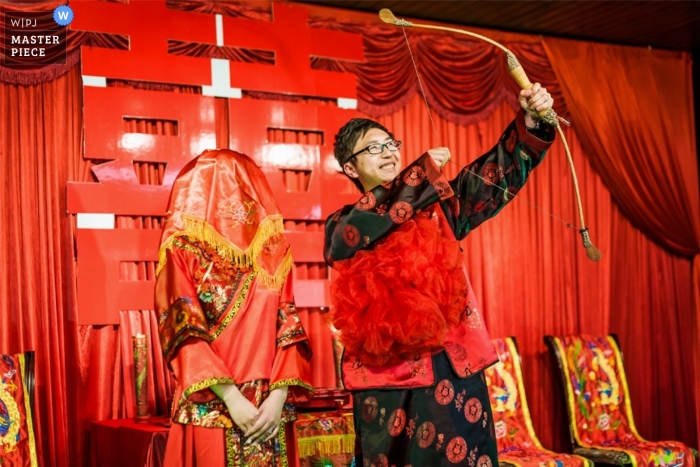 Foto di: <a href="https://www.wpja.com/contests/2013-q4-contest/ceremony/1323771"> Weng Jun - Cina </a> Fotografo di matrimoni Weng Jun di Shanghai, Cina