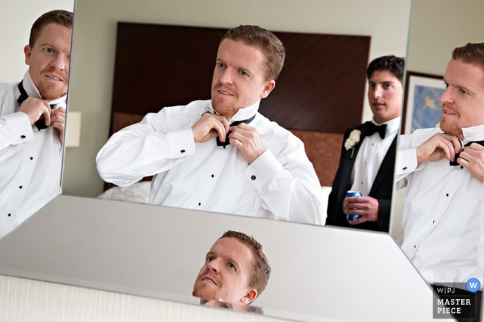 Photo by: <a href="https://www.wpja.com/contests/2014-q1-photography-contest/getting-ready/1390746">Leslie Barbaro - United States</a> Wedding Photographer Leslie Barbaro of Pennsylvania, United States