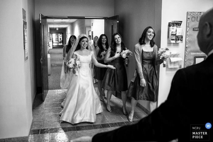 Photo by: <a href="https://www.wpja.com/contests/2014-q1-photography-contest/getting-ready/1390786">Emin Kuliyev - United States</a> Wedding Photographer Emin Kuliyev of New York, United States