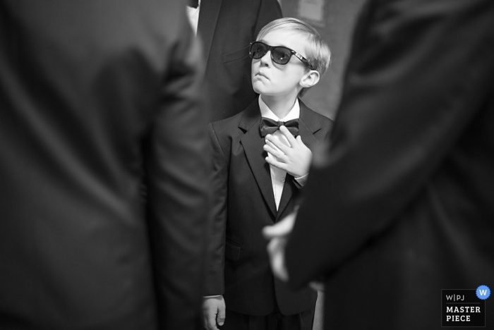 Photo by: <a href="https://www.wpja.com/contests/2014-q1-photography-contest/getting-ready/1400151">James Nix - United States</a> Wedding Photographer James Nix of North Carolina, United States