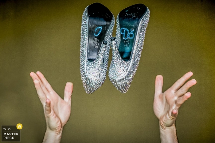 Foto di: <a href="https://www.wpja.com/contests/2014-q2-photography-contest/shoe-details/1460676"> Joseph Gidjunis - Stati Uniti </a> Fotografo di matrimoni Joseph Gidjunis della Pennsylvania, Stati Uniti