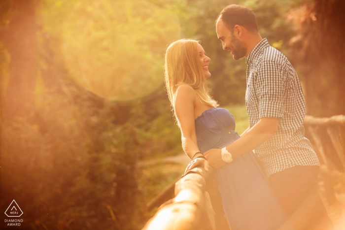Photo by: <a href="https://www.wpja.com/photos/diamond-award-top-wedding-engagement-photographer/2210301">Vasilis Maneas - Greece Wedding Photographer</a> Bokeh flares during a warm Greece engagement portrait session