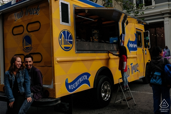 Camion cibo messicano per le strade per un supporto creativo in questo impegno artistico Foto