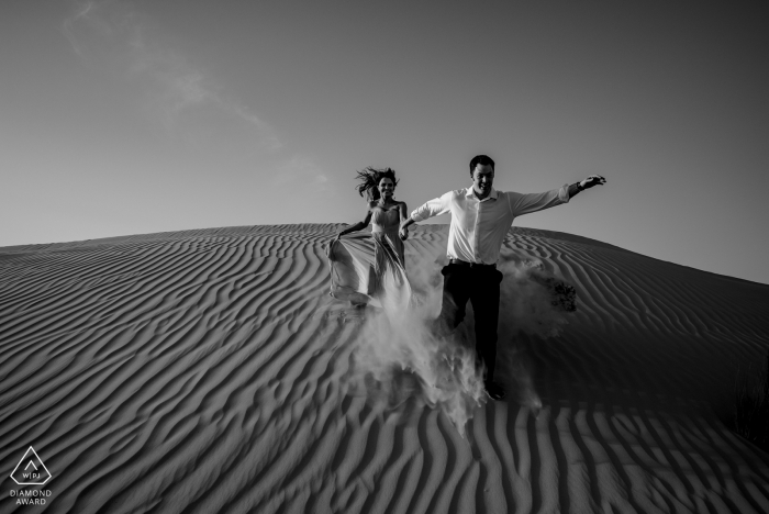 Photo by: <a href="https://www.wpja.com/photos/diamond-award-top-wedding-engagement-photographer/2257496">Bernie Richardson - United Arab Emirates Wedding Photographer</a> Dubai Wedding Photographer for Engagement Portraits in the Desert