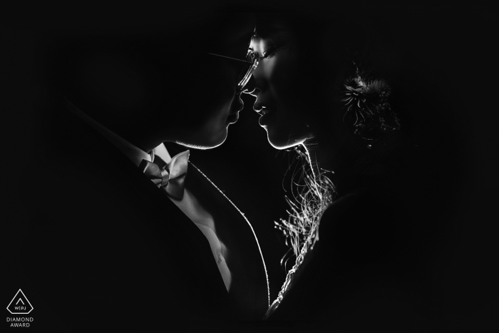 Photo by: <a href="https://www.wpja.com/photos/diamond-award-top-wedding-engagement-photographer/2323506">Moana Wu - Shanghai Shanghai pre-wedding engagement pictures of a couple kissing in formal wear | couple photography session