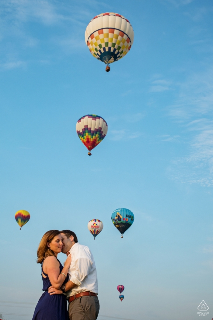 Baltimore wedding photographer | Maryland engagement photography with a couple and hot air balloons