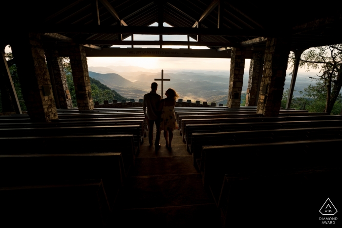 Foto di: <a href="https://www.wpja.com/photos/diamond-award-top-wedding-engagement-photographer/2383411"> Matthew Pautz - Greenville South Carolina Matthew Pautz, della Carolina del Sud, è un fotografo di matrimoni per