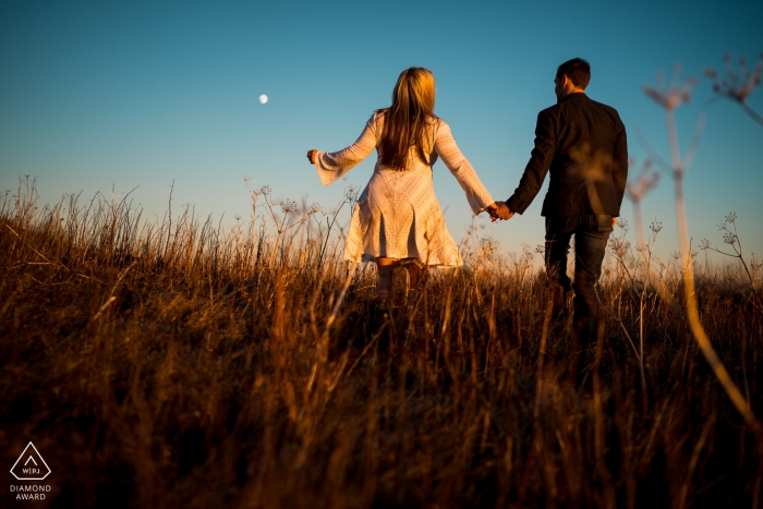 Foto di: <a href="https://www.wpja.com/photos/diamond-award-top-wedding-engagement-photographer/2383421"> Matthew Pautz - Greenville South Carolina Matthew Pautz, della Carolina del Sud, è un fotografo di matrimoni per
