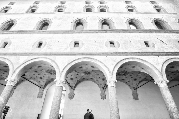 Milano, Itália pré retratos de casamento - melhor foto de noivado italiano