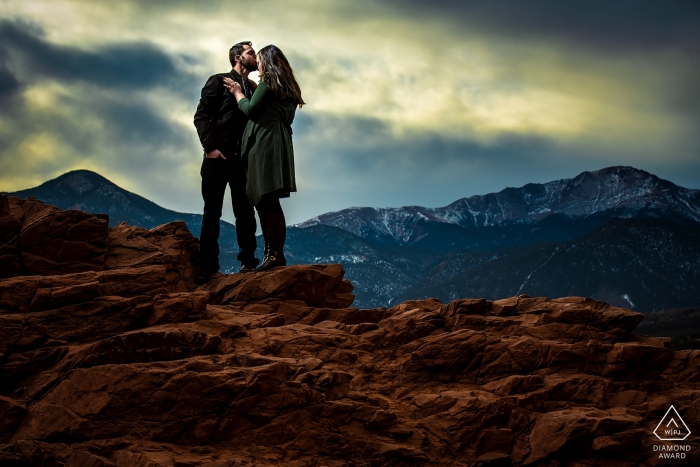 Garden of the Gods Engagement Session PhotoShoot | Colorado Wedding Photos