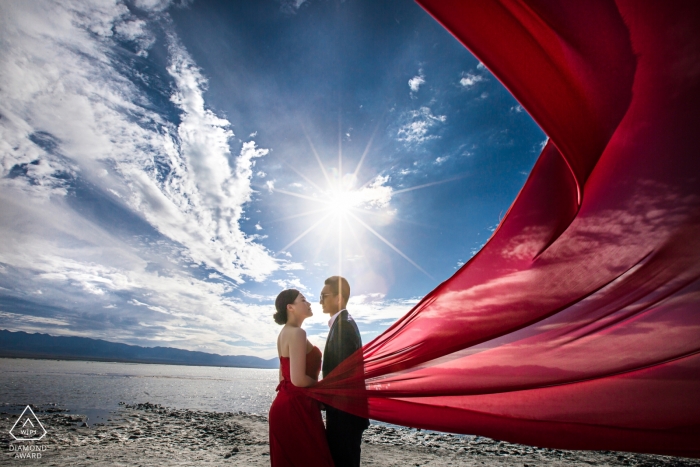 Foto door: <a href="https://www.wpja.com/photos/diamond-award-top-wedding-engagement-photographer/2423851"> Mango Gu - Hangzhou Hangzhou City Zhejiang China | Rood en blauw | Betrokkenheid Fotograaf