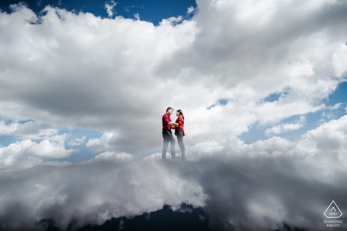 En la nube para esta pareja - Fotos de compromiso de California