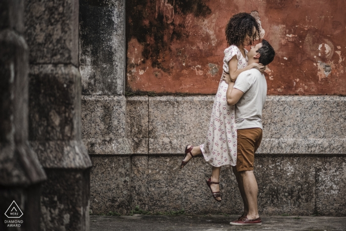 Rio de Janeiro, Brasil engagement Photos | you lift me high