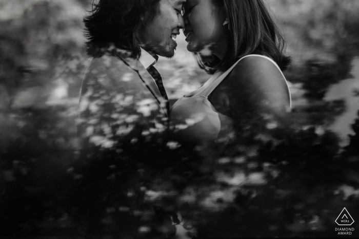 Photo by: <a href="https://www.wpja.com/photos/diamond-award-top-wedding-engagement-photographer/2476986">Geeshan Bandara - Rajagiriya Western Colombo, Sri Lanka Pre-wedding portrait session in black and white