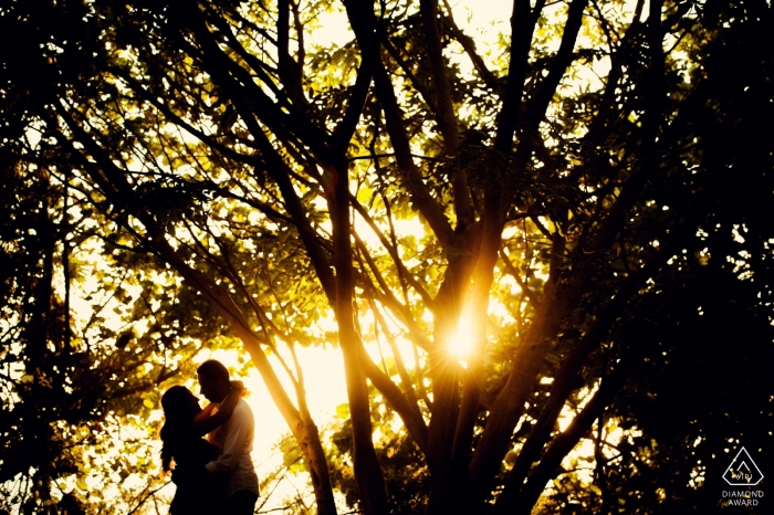 Photo by: <a href="https://www.wpja.com/photos/diamond-award-top-wedding-engagement-photographer/2529716">Julie Ambos - Key West Florida Key West Engagement Session in the Florida Sunshine